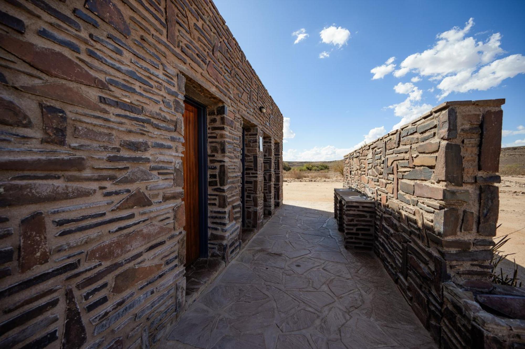 Canyon Roadhouse Campsite Fish River Canyon Номер фото